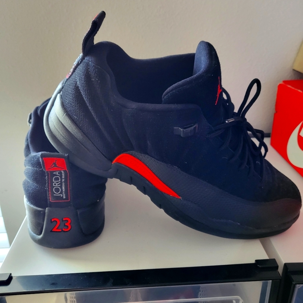 Authentic Jordon 12 retro low max orange  10.5